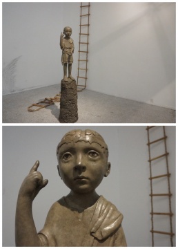 《約翰》 40x35x190cm 鑄銅化學(xué)著色 2016 
