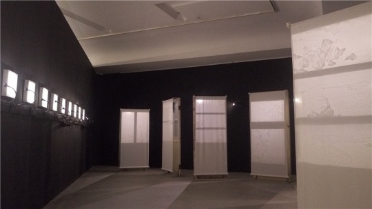 孫博的現(xiàn)成品、光影繪畫裝置作品 100×200cm  2013
