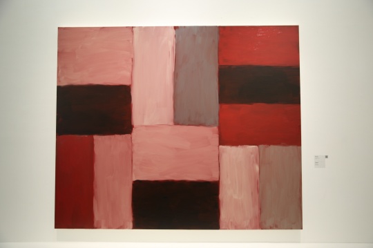《紅樓》279.4×335.3cm 亞麻布面油畫 2012
