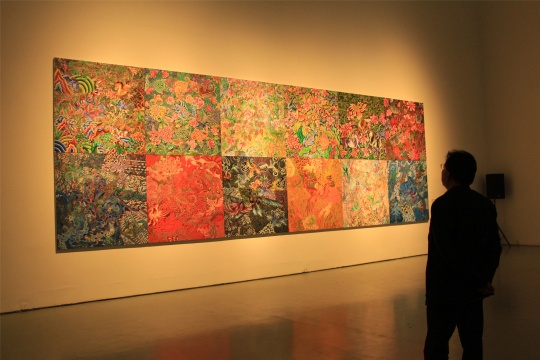 展覽現(xiàn)場(chǎng)，鄭澤生的“37億年”系列作品
