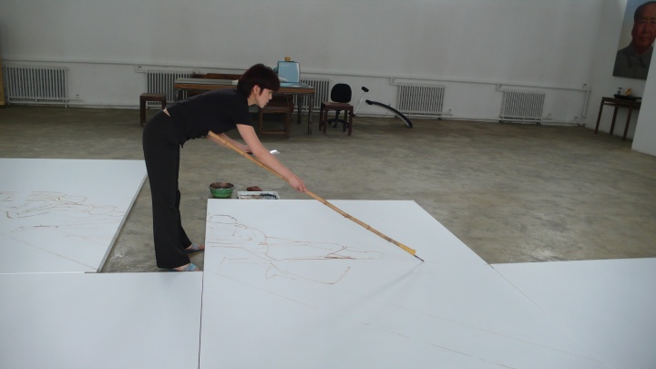 2008年 喻紅為作品《天梯》起稿
