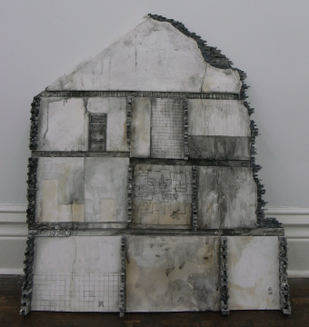 蘇暢 《墻的肖像》 95×82×10cm 石膏、木頭、麻絲 2013
