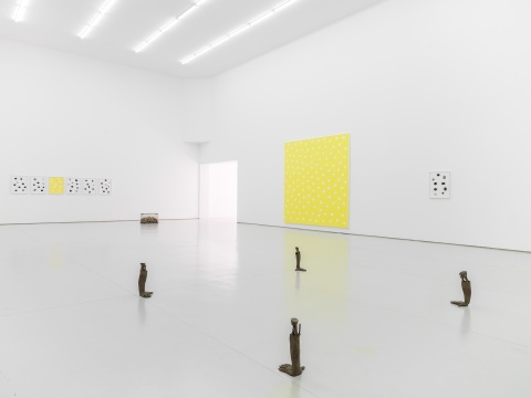 空白空間何翔宇同名個展
