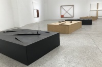 菅木志雄東京畫廊開展，“物派”大師四十年創(chuàng)作首次國內集中展示,菅木志雄
