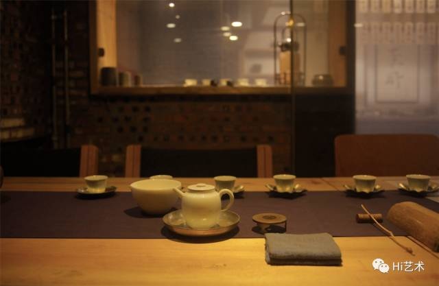 春風(fēng)十里，文藝如你 玩轉(zhuǎn)798和草場(chǎng)地藝術(shù)區(qū)吃喝玩樂(lè)全攻略