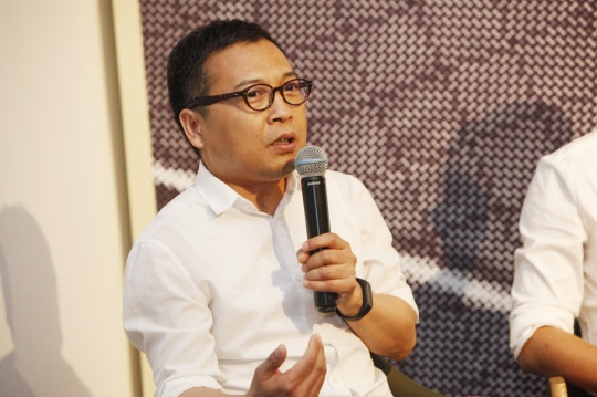 策展人黃篤
