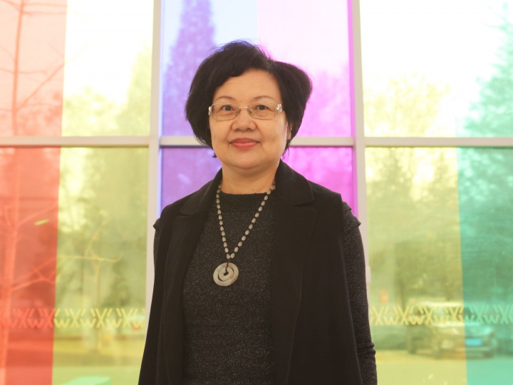 北京民生現(xiàn)代美術(shù)館館長(zhǎng) 周旭君
