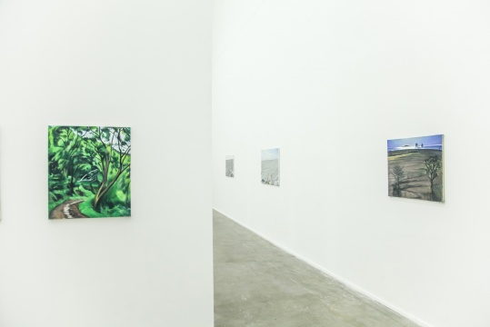 蘭空間 郭強(qiáng)個(gè)展“銀海灣藍(lán)海灣”展覽現(xiàn)場
