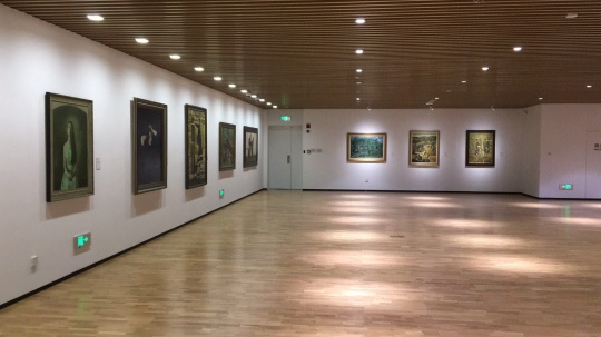 重龍美術(shù)館(重慶館)展覽“西南行跡——龍美術(shù)館藏西南當(dāng)代藝術(shù)作品展” 重龍美術(shù)館(重慶館)展覽“西南行跡——龍美術(shù)館藏西南當(dāng)代藝術(shù)作品展”