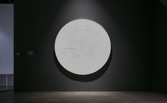 《圖像生產(chǎn)-3號》 直徑200cm 綜合材料 2014-2016
