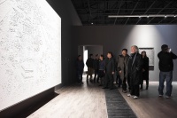 楊韜個展亮相芳草地，干預(yù)場所中的“當(dāng)代寓言”,董冰峰,楊韜