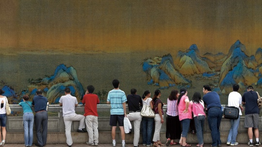黃敏《山水．風景-千里江山圖》11.1 cm x 241 m x 10 cm 燈箱 2008

圖片由藝術(shù)家提供
