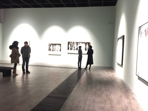 城市“目”“光”，芳草地畫廊展出青年人雙個(gè)展