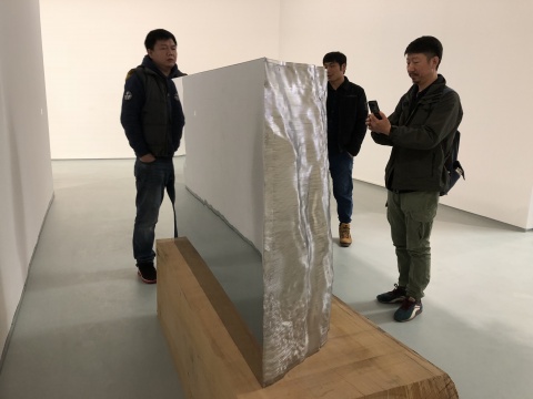 郭工 《切問(wèn)-不銹鋼B-5》 145×45×95cm 不銹鋼 2017-2018
