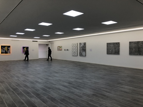 二層展廳右側作品

