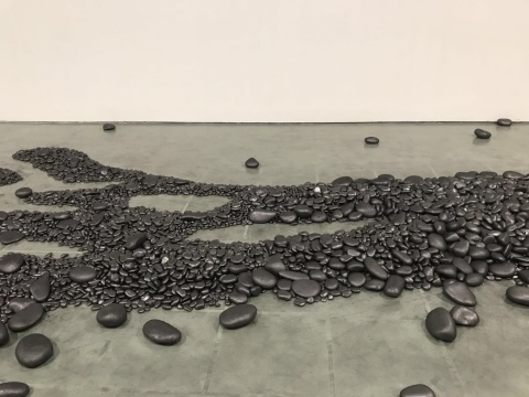 ?孟柏伸 《河》
