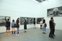 宗寧個(gè)展 “雜妍糅蚩”    荒誕不經(jīng)卻一語成讖的神秘主義,宗 寧