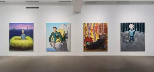 王興偉個(gè)展“面相之謎”，麥勒畫廊798空間展覽現(xiàn)場(chǎng)
