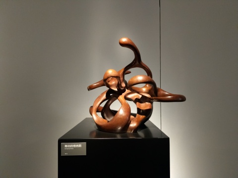 葉錦添“流風(fēng)”系列雕塑作品
