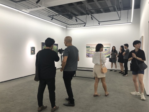 張銀亮在北京的首次個(gè)展“地 | 心”
