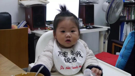 《藝術(shù)是真空 2》2013-2015，行為及錄像文獻 ，單頻錄像（彩色、有聲）2'47''
