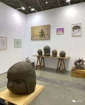 KaiKai Kiki畫(huà)廊帶來(lái)的OB、Otani Workhop，秒賣（圖片提供：臺(tái)灣藏家）
