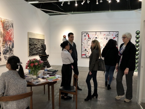 布朗畫(huà)廊展位
