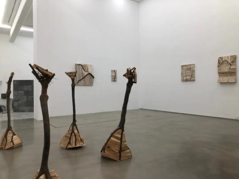 康靖?jìng)€(gè)展“千萬(wàn)別千萬(wàn)次”，墨方Mocube展覽現(xiàn)場(chǎng)
