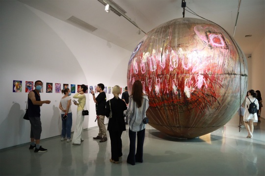 蜂巢·生成 第三十七回 “糖：張季個展”現(xiàn)場

