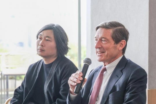 漢斯高級執(zhí)行董事JAMES A.Morrison先生現(xiàn)場發(fā)言
漢斯高級執(zhí)行董事JAMES A.Morrison先生現(xiàn)場發(fā)言