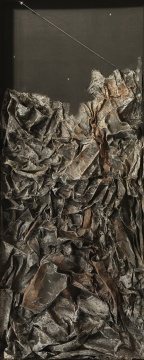《物的褶皺-49》100x245cm 手工紙、木板、墨、丙烯 2019
