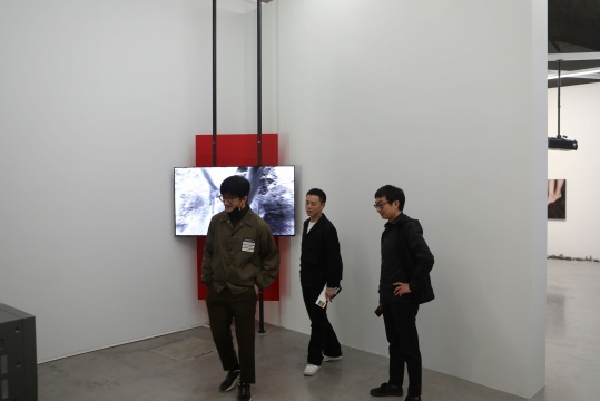 新世紀當代藝術(shù)基金會新展“無獨有偶”，5位藝術(shù)家拓展影像邊界
