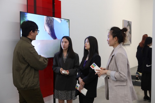 新世紀當代藝術(shù)基金會新展“無獨有偶”，5位藝術(shù)家拓展影像邊界