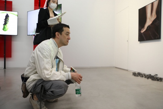 新世紀當代藝術(shù)基金會群展“無獨有偶”現(xiàn)場
