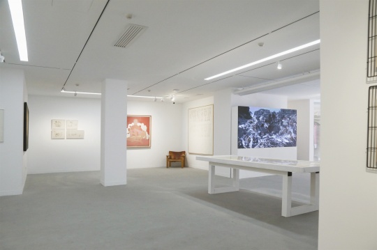 大千畫廊新展“質(zhì)文代變”，探討當(dāng)代水墨的多元表達(dá)
