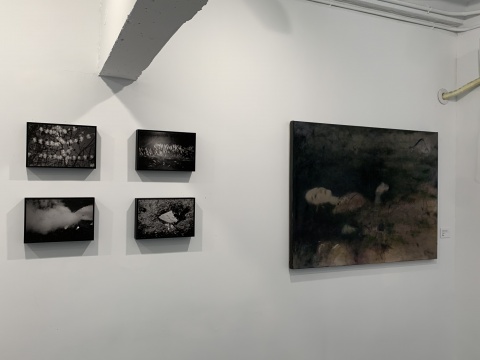 右：鄭愷伽《奧菲利亞》120x90cm 布面油畫 2021
