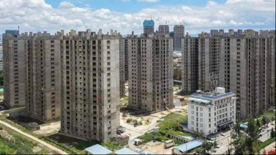 城市爛尾樓
