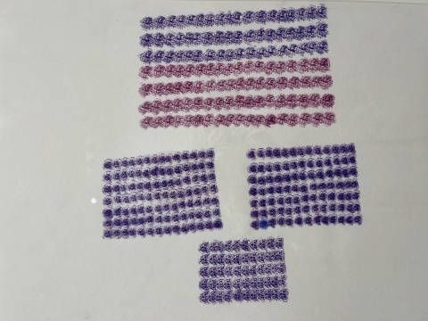 三位藝術(shù)家的作品，爬上星空間的角落、前臺(tái)和木梁之下