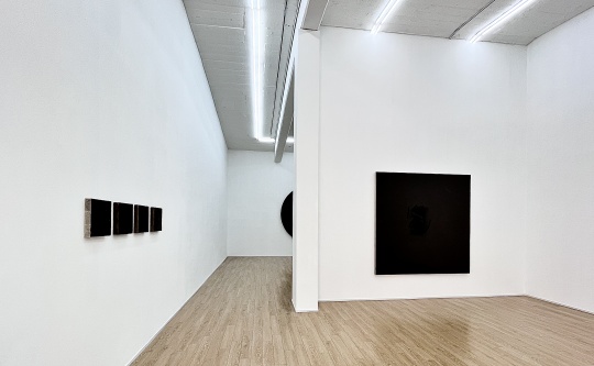 張震宇個展“塵變”，墨方展覽現(xiàn)場
