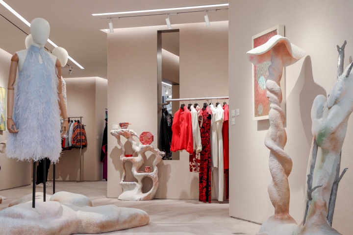 上海灘Shanghai Tang首家概念店，“霽·春”展覽現(xiàn)場

