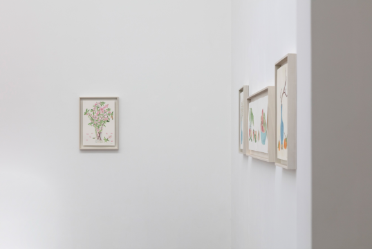 愛(ài)琴個(gè)展“報(bào)答春光”  站臺(tái)中國(guó)-dRoom空間展覽現(xiàn)場(chǎng)
