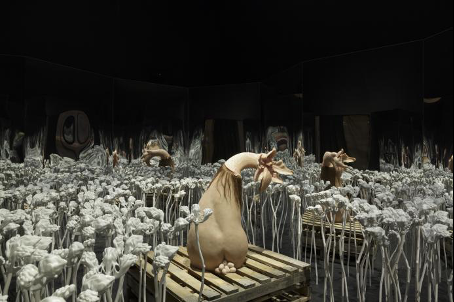 《花》，派翠西亞·匹斯尼尼，2015年，圖片由藝術(shù)家提供
