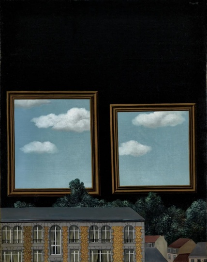 
雷尼·馬格利特《戀人的漫步之徑》
93×74.3cm 油彩 畫布 1929-1930
估價(jià)：2400萬 - 3500萬港元
2023佳士得香港春拍二十及二十一世紀(jì)藝術(shù)晚間拍賣
