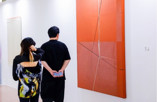 14位提名藝術(shù)家攜作品亮相第四屆JINGART藝覽北京，展示新銳藝術(shù)力量的先鋒實(shí)踐