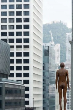 

安東尼·葛姆雷《視界》（2016）于香港展出
來源：M+
