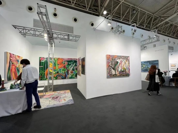 
2023北京當代，伯年藝術空間展位


