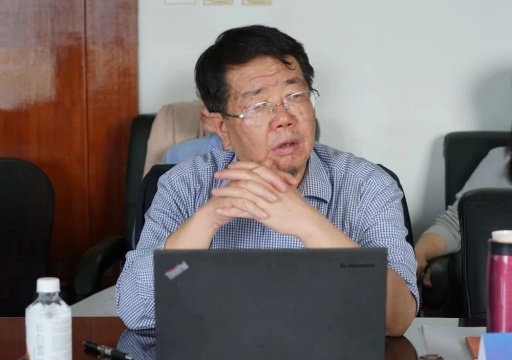 人民大學(xué)哲學(xué)系教授、美學(xué)與現(xiàn)代藝術(shù)研究所所長牛宏寶發(fā)言
