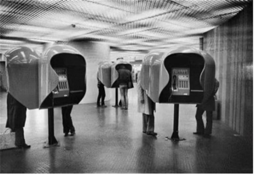 巴黎全區(qū)快速鐵路站 沙特雷-大堂站  1979

(C) RMN - Gestion droit d'auteur Willy Ronis Localisation : Charenton-le-Pont, Médiathèque du patrimoine et de la photographie  Photo (C) Ministère de la Culture - Médiathèque du patrimoine et de la photographie, Dist. RMN-Grand Palais / Willy Ronis
