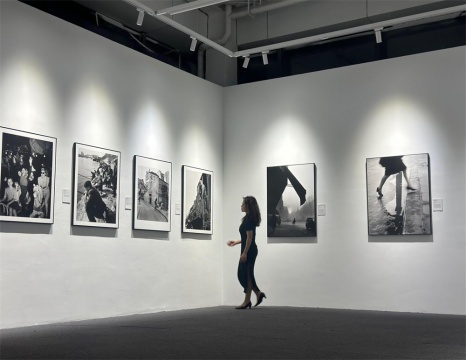 “永恒的巴黎”展覽現(xiàn)場(chǎng)
成都天府藝術(shù)公園，2024
