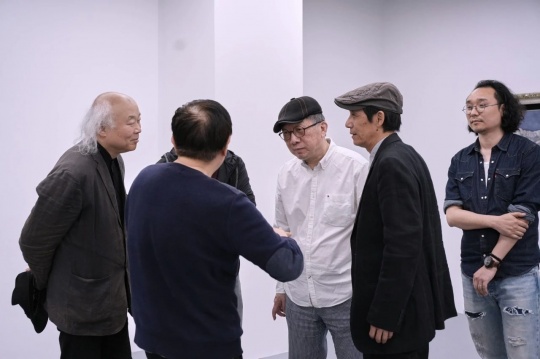 “藝海三人展” 開(kāi)幕現(xiàn)場(chǎng)亙畫廊 2024